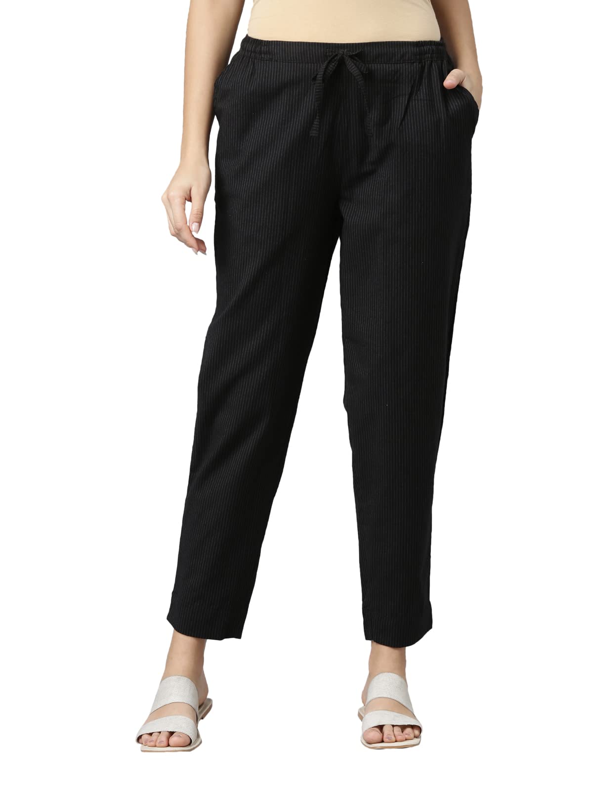 GO COLORS Women Blacks Mid Rise Printed Cotton Striped Pencil Pant