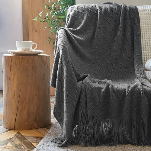 El Mejor Listado de Mantas para cama del mes. 49 Nasjac Manta de Punto para Sofá y Cama, Cobija Punto con Borlas Rombo Suave y Cálido, 127 x 180 cm Manta Ligero Bohemio Decorativa para Viaje, Picnic, Adecuada para Todas Las...