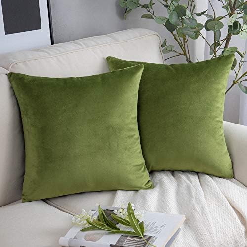 Phantoscope Pack of 2 Velvet Decorative Throw Pillow Covers Soft Solid Square Cushion Case for Couch Green 22 x 22 inches 55 x 55 cm