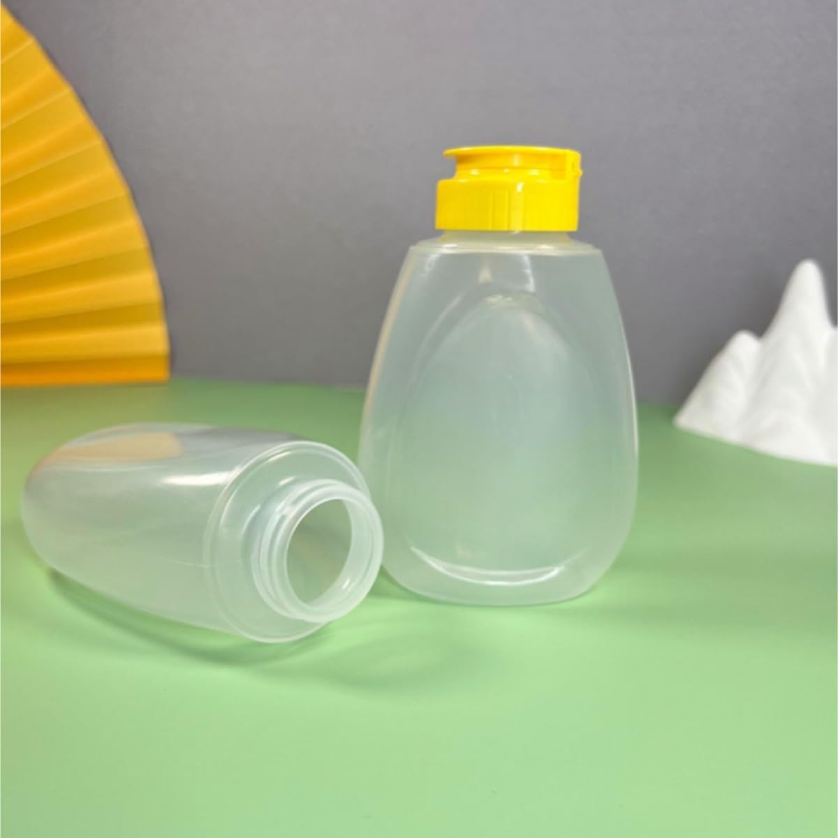 Squeeze Bottle, Bottiglia da Spremere in Plastica for Condimenti da Cucina, Ketchup, Salsa for Insalata, Confezione da 5 Maionese Olio