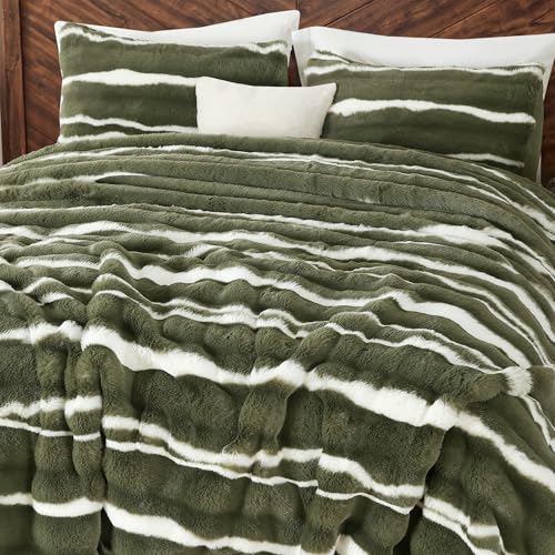 Image of Wonderful 3 Pieces Fluffy Faux Rabbit Fur Comforter Set Queen Size, Dark Green Plush Fuzzy Bedding Set, Animal Stripes Design Warm Soft Comforter Bedding Set for All Season,90 inchx94 inch
