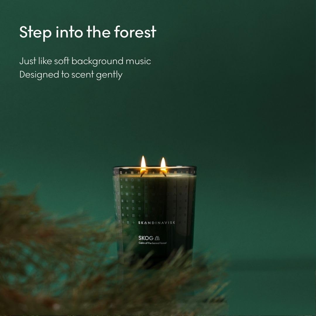 Skandinavisk Skog 'Forest' Vela perfumada con 2 mechas, edición especial, notas aromáticas: agujas de pino y conos de abeto, savia de abedul y lirio de los valles, fórmula vegana, 350 g
