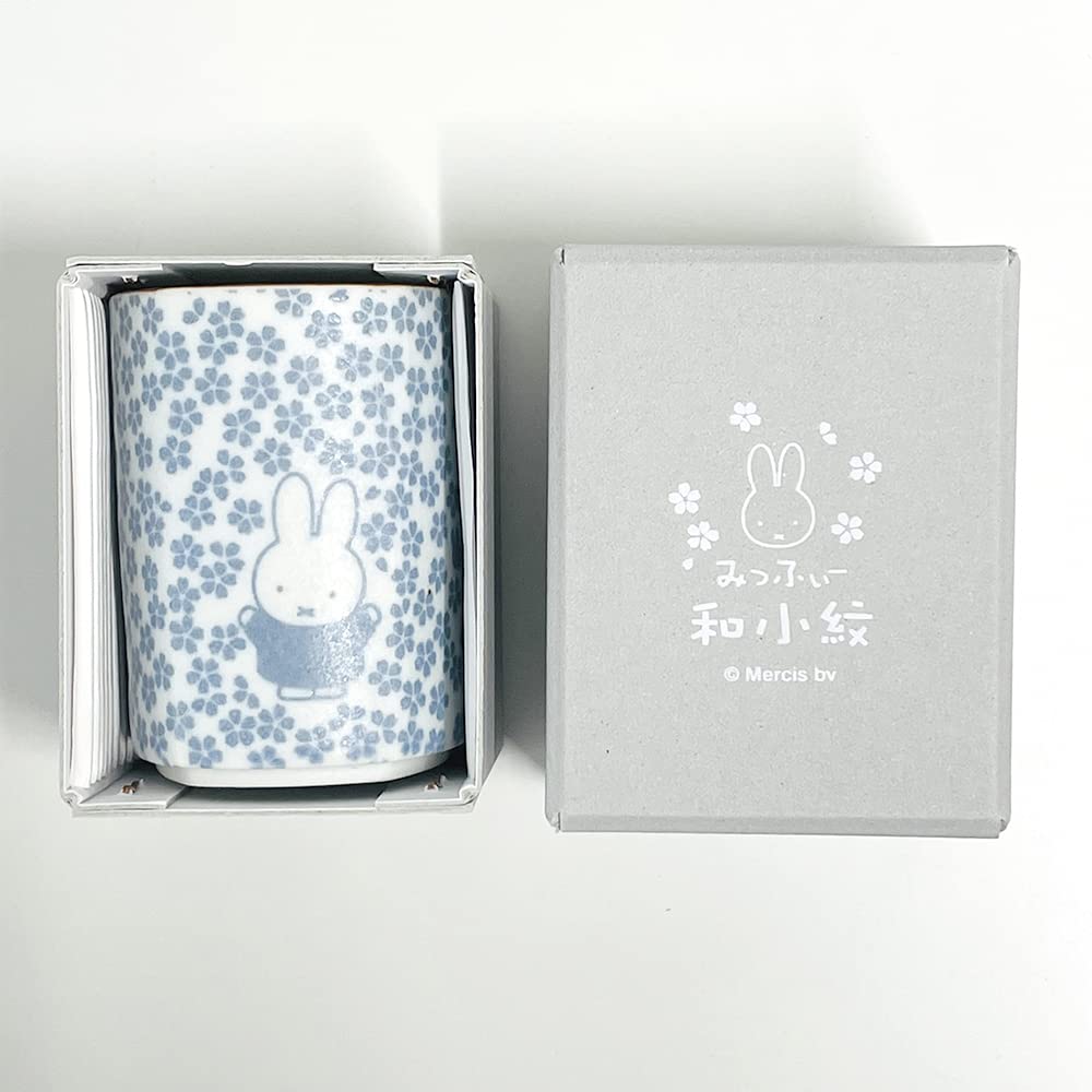 Amazon | ミッフィー 和小紋 五角湯呑 16132 食器 湯のみ 茶器 和柄