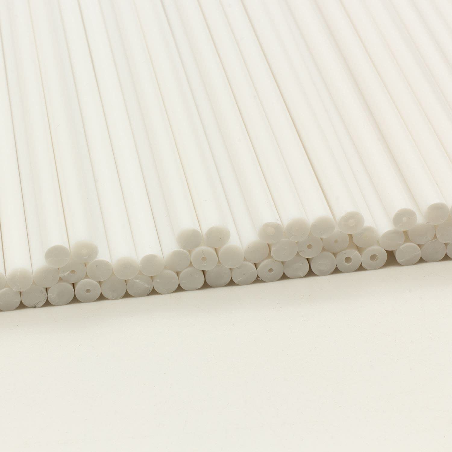 Plastic Lollipop Sticks - 114mm x 4mm Pack of 25 (White)