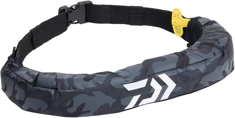 Amazon | ダイワ(DAIWA) 腰巻き自動膨張 DF-2724 ブラックカモ フリー