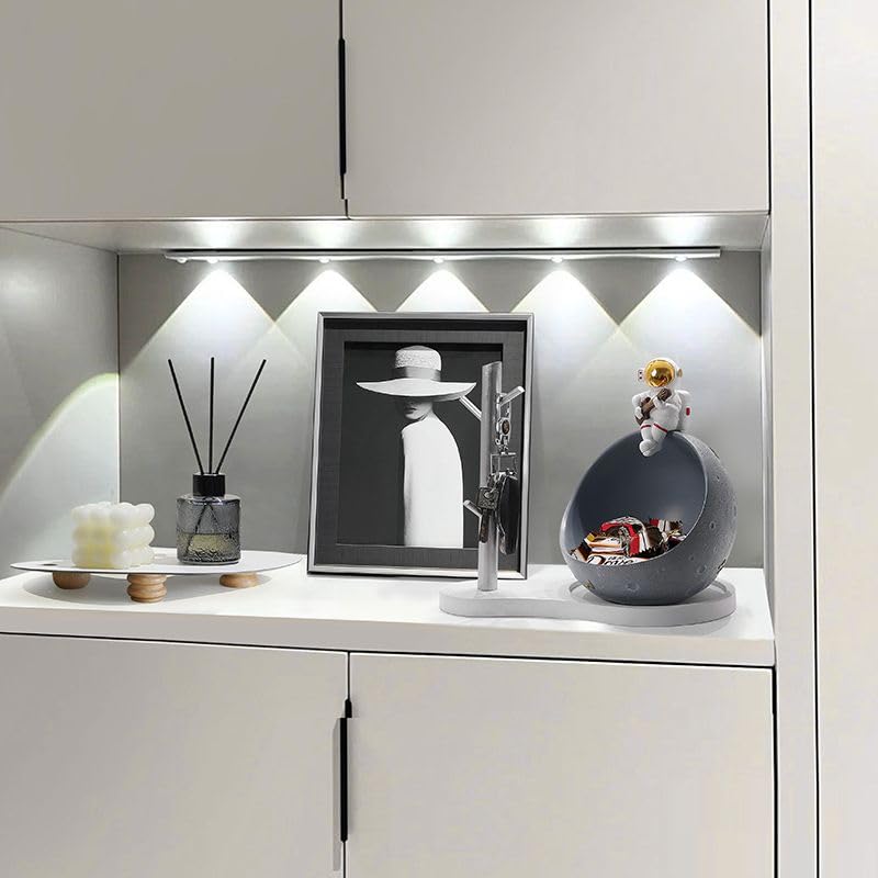 Amazon.co.jp: 創造的な 宇宙飛行士の像 収納 かご 家庭用 バスケット  