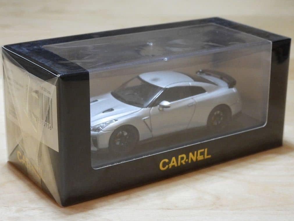 絶版 CARNEL 1⁄43 SKYLINE 400R(V37) 2022 白 絶版 CARNEL 1⁄43