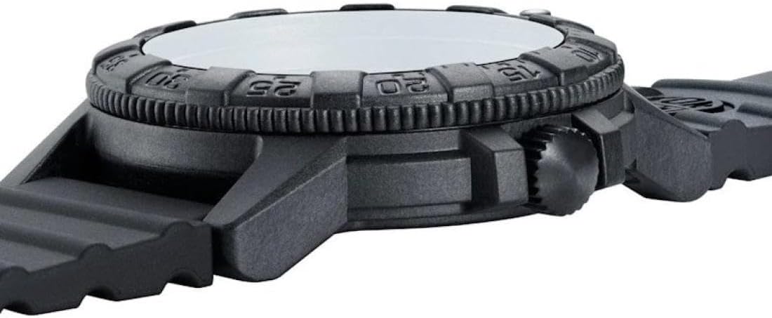 Luminox - Leatherback Sea Turtle Giant 0320 Series - Mens Watch - 44mm Dive Watch - Swiss Quartz - 100M Water Resistant - Lightweight Carbonox Case - Always Visible - Watches for Men - Swiss Made