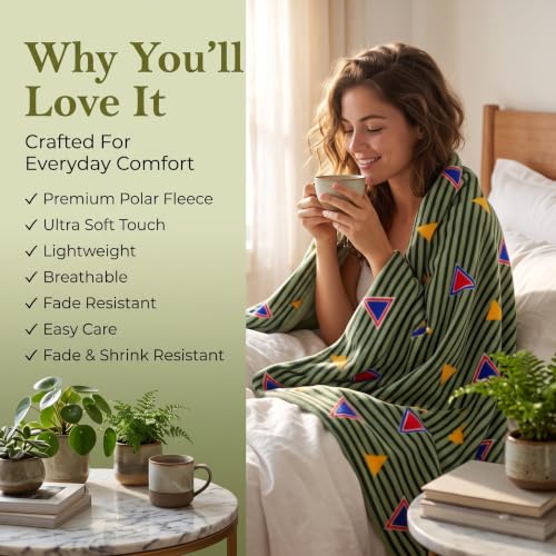 Image of VAS COLLECTIONS 220 GSM Ultra Soft Flannel Blanket Set of 2 for Single Bed, Premium Fleece Winter Blanket, Skin Friendly, Breathable, Durable, Easy Care, 60 x 90 Inches - Sage & Hot Pink