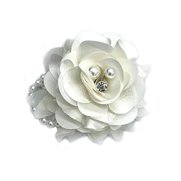 Kokoma Elegant Peony Flower Brooch Pin for Women Lady Fabric Flower Pearl Brooch Lapel Pins for Wedding Bohemia Dress Suit Ceremony Clothes Accessories Jewelry White