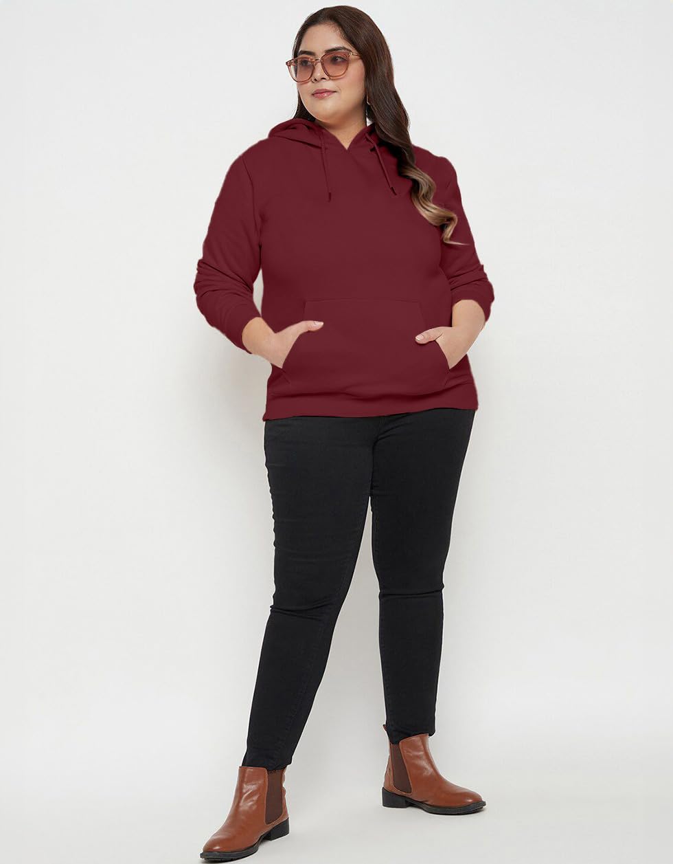 JUNEBERRY Damska bluza z kapturem z bawełnianego polaru, regularny krój, jednokolorowa, plus size (dostępne kolory: czarny, liliowy, brązowy, musztardowy, pesta, fioletowa)
