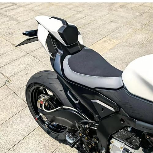 Bosse queue couverture CFMOTO 675SR finition carbone premium - 3