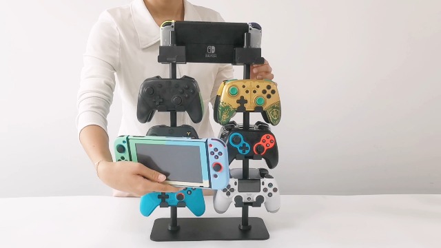 Amazon.com: MANMUVIMO Controller Holder for 16 Xbox PS5 PS4 Gaming