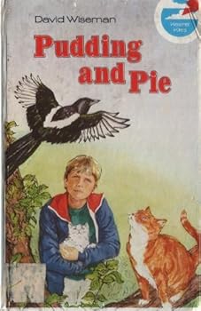 Hardcover Pudding and Pie - Kestrel Kites Series Book