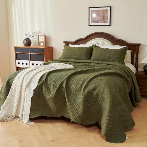 Image of EVENHUG Oversized King Bedspreads California King Quilt Set with Pillow Shams Extra Wide Large King Size Quilts Lightweight Coverlet Bedding Sets Olive Green 120 inchx120 inch