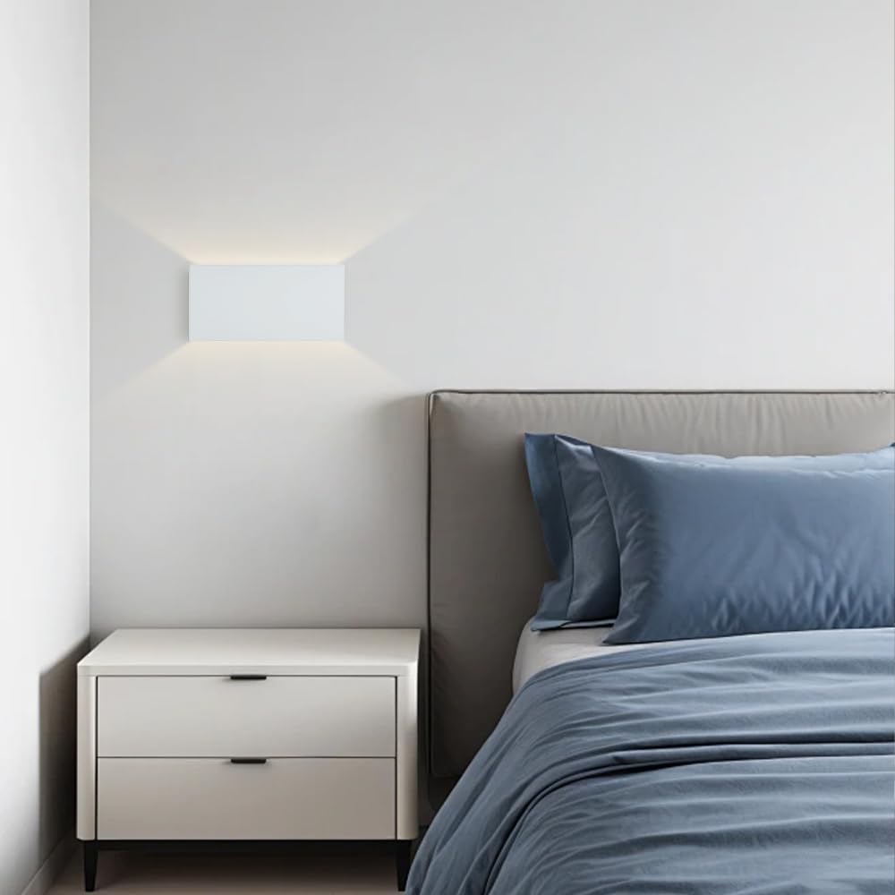Mini lampka nocna, ultracienka metalowa lampa z przełącznikiem dotykowym, lampa LED, lampa ścienna z pilotem zdalnego sterowania, oświetlenie w górę i w dół