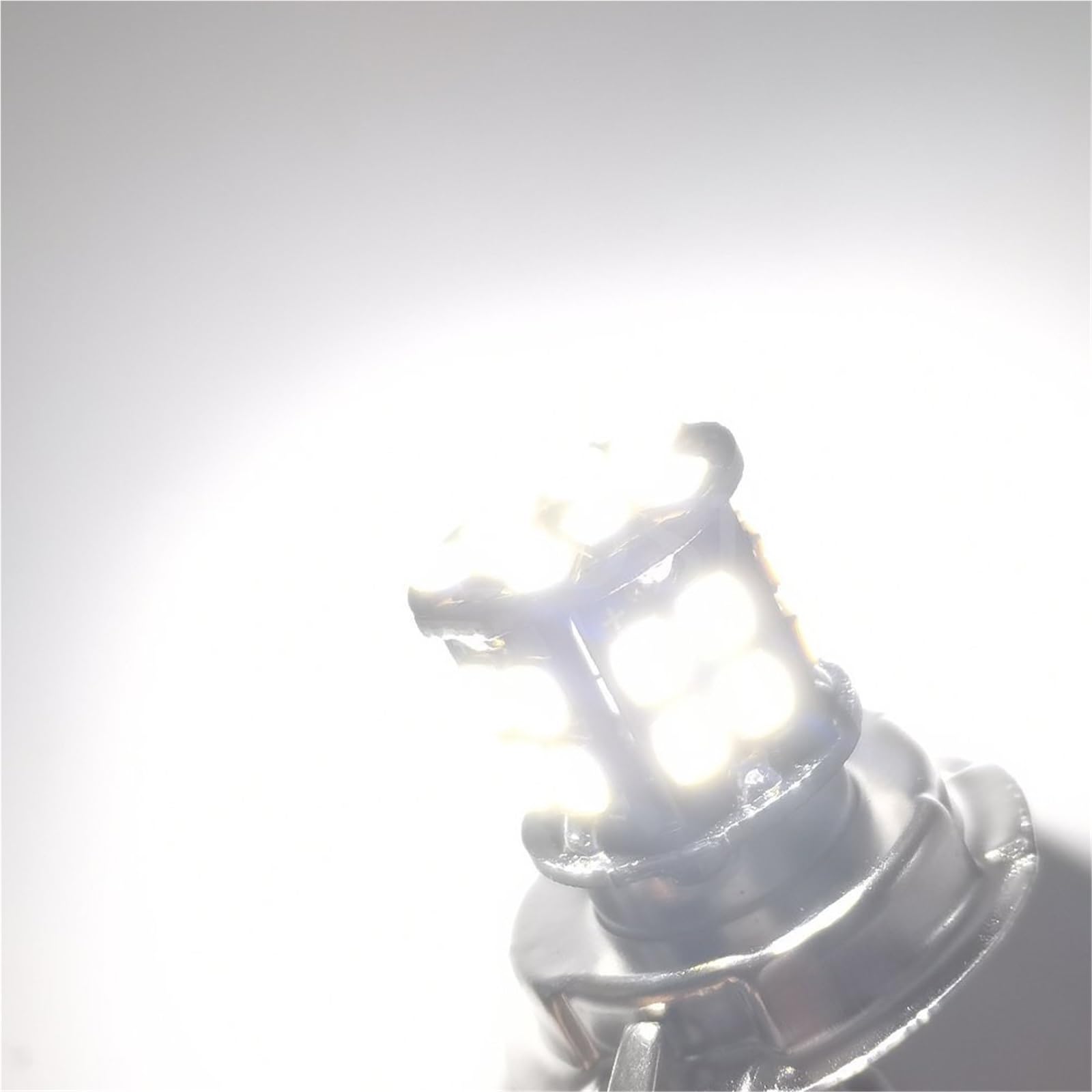 Phare Moto LED Ampoule Phare LED pour Moto P26S Phare Antibrouillard