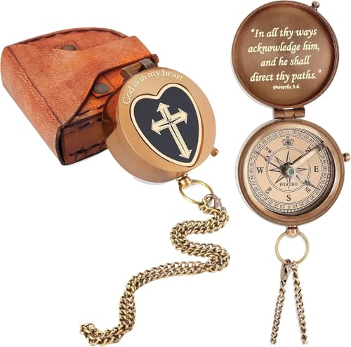 Brújula de Latón Grabada 'God is in My Heart' con Estuche de Cuero – Regalo Religioso Personalizado para Hombres y Niños | Bautizo, Comunión, Confirmación, Graduación 2025 | Recuerdo Inspirador miniatura 1