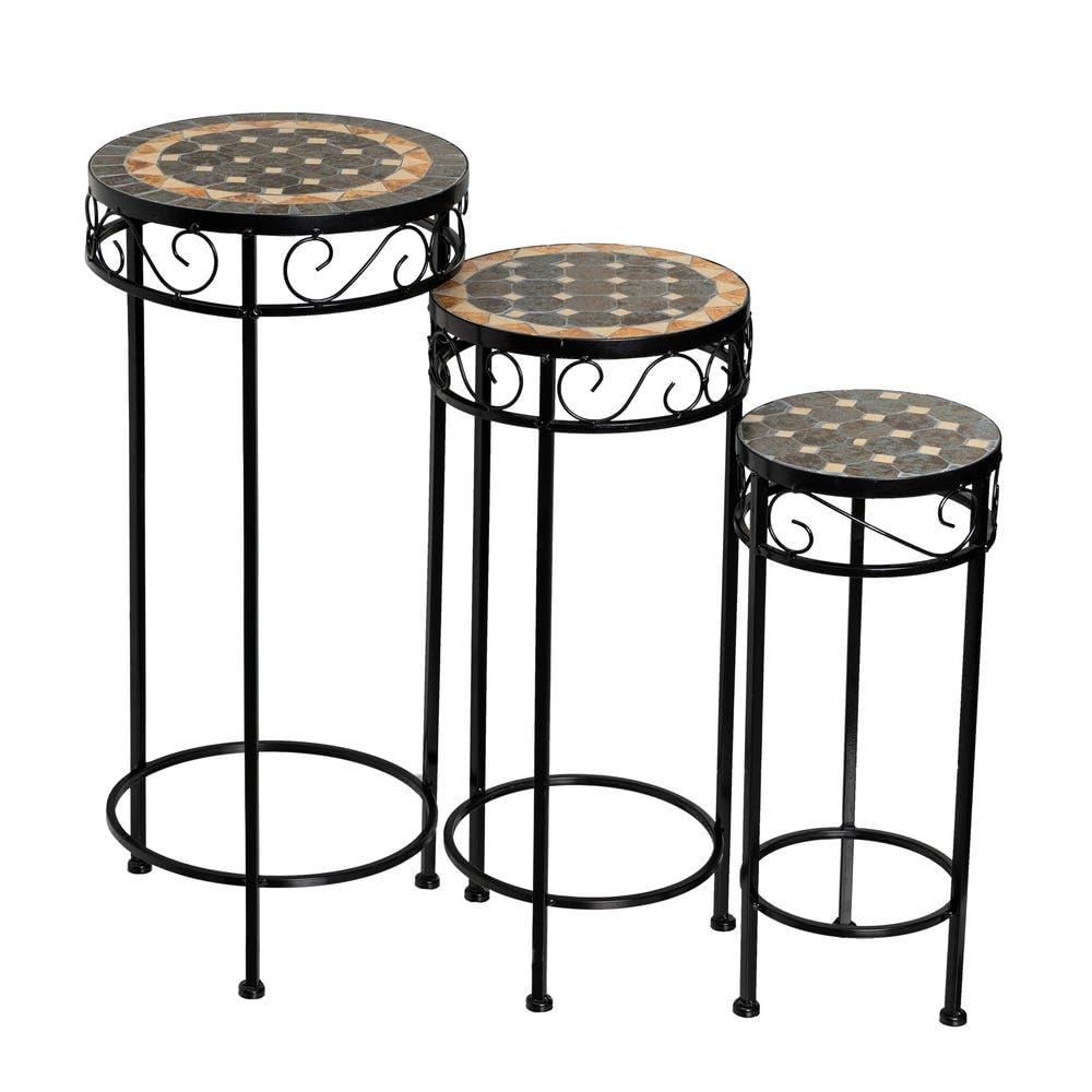 Tables d'appoint Stone en métal noir pour optimiser l'espace dans les petits salons