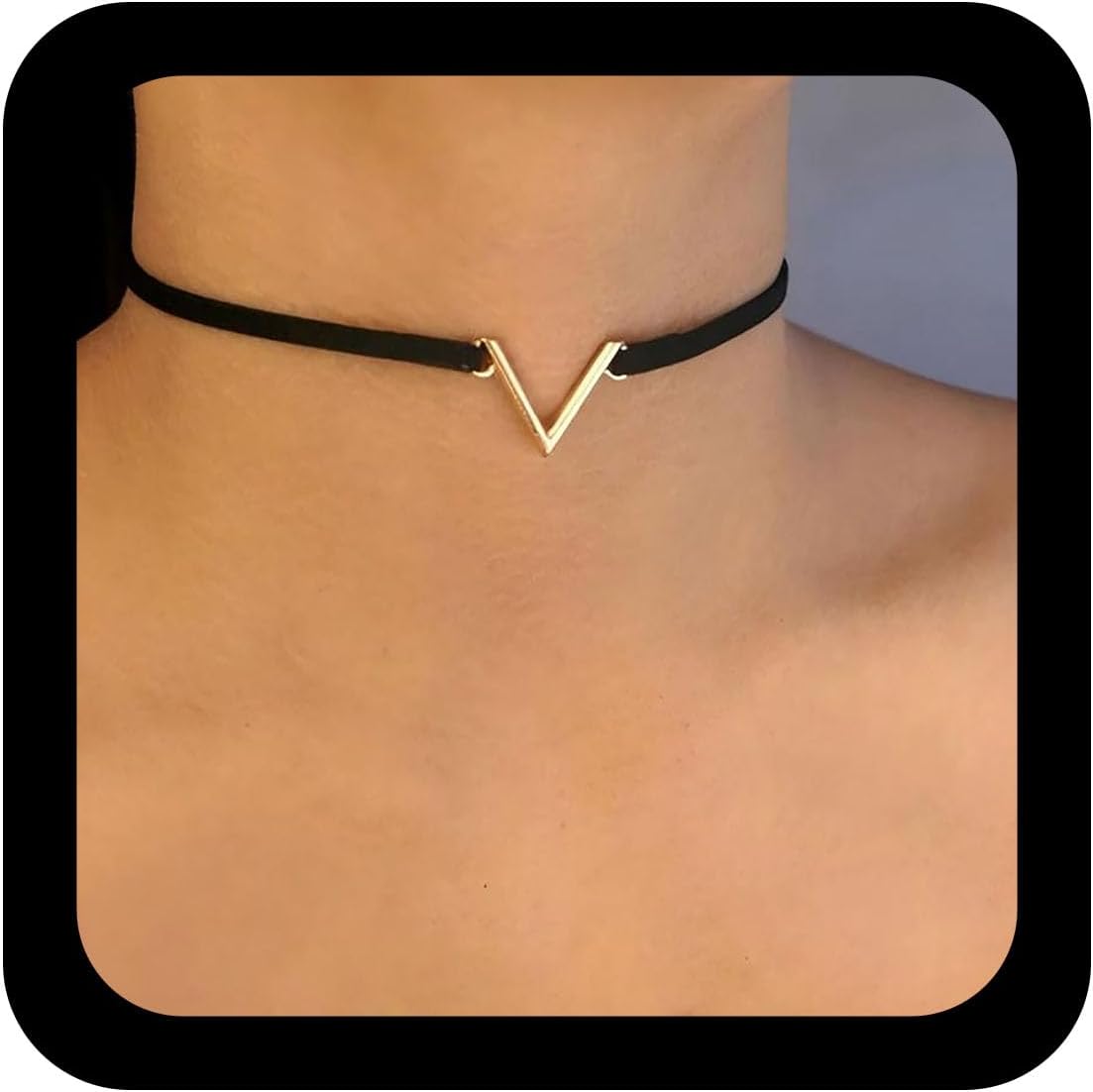 Boho Black Velvet Choker Necklace Black Suede Ribbon Collar Necklaces Vintage V Shape Necklace Gothic Short Velvet Letter V Necklaces Jewelry for Women