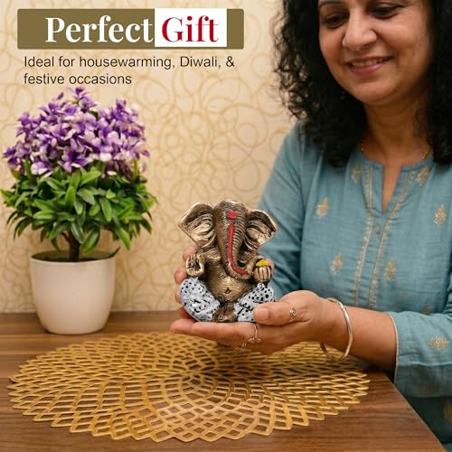 Image of Kuber Industries Set of 3 Small Bal Ganesha Figurines for Car Dashboard | Resin Ganpati Murti | Idols for Home Decor /Temple /Office Desk & Puja | Brown