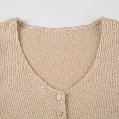 Vestido de verano silueta acampanada que realza la figura de forma fluida 5