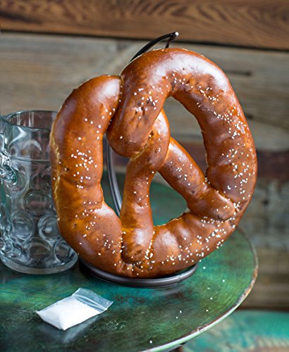 Milwaukee Pretzel Company Authentic Bavarian Style Gourmet Soft Pretzel, Fresh Baked and Shipped: 16 oz (1 lb) Bavarian Beast Pretzel, Pack of 2 - Thumbnail 5
