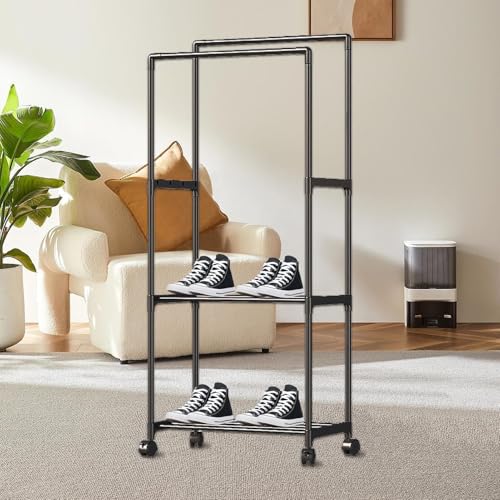 Portant à vêtements sur roulettes robuste pour remplacer une armoire encombrante de chambre