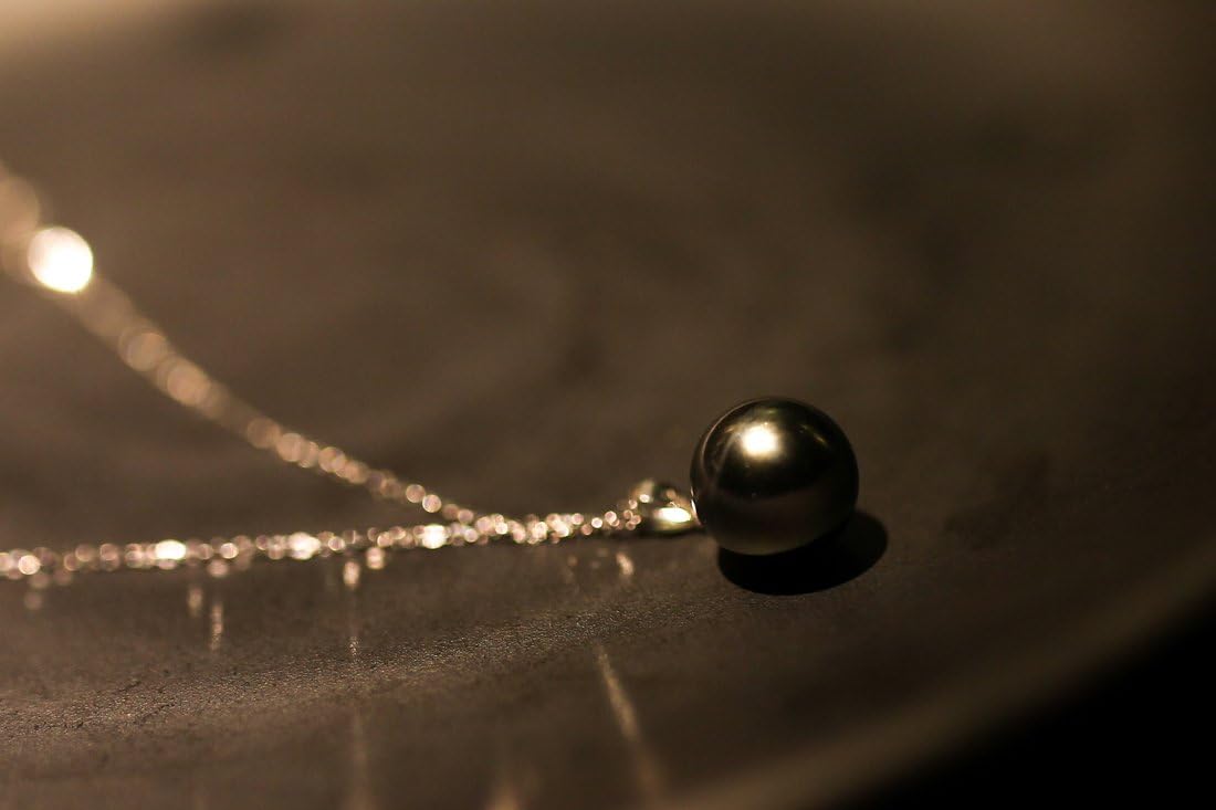 Paialco 18K White Gold Cultured Tahitian Black Pearl Pendant Necklace with 18" Chain, Round 11-12MM
