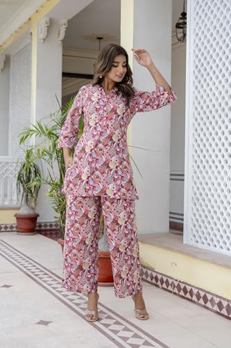 Image of Yashika Women Trendy Printed Cotton Blend Straight Kurta and Palazzo Set