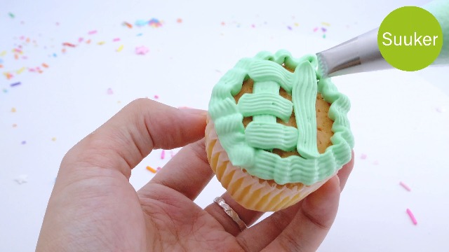 Amazon.com: Suuker 5 Pieces Basketweave Piping Tips Set
