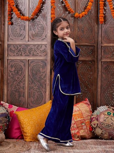 Image of Pspeaches Girls Ethnic Green & Pink Velvet Full Sleeves Solid Kurta and Pant with Dupatta 3 Piece Set