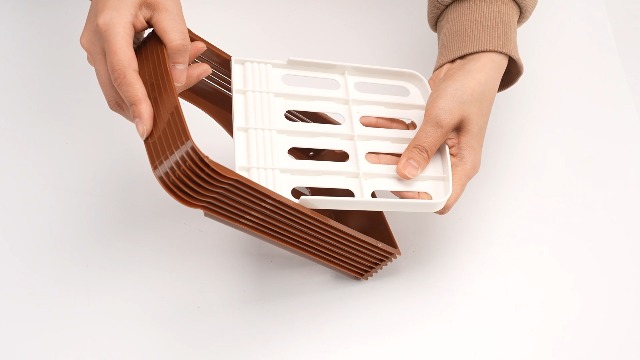 Bread Slicer Guide - Foldable Toast Cutter With 4 Thickness Settings For Homemade Bread & Sandwiches (Coffee)