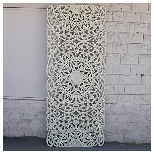 Dynasty Indian Tallado a mano de madera de mango macizo indio rectangular de pared tallado panel de cama cabecero blanco acabado 66.9 pulgadas de A.S Industries.