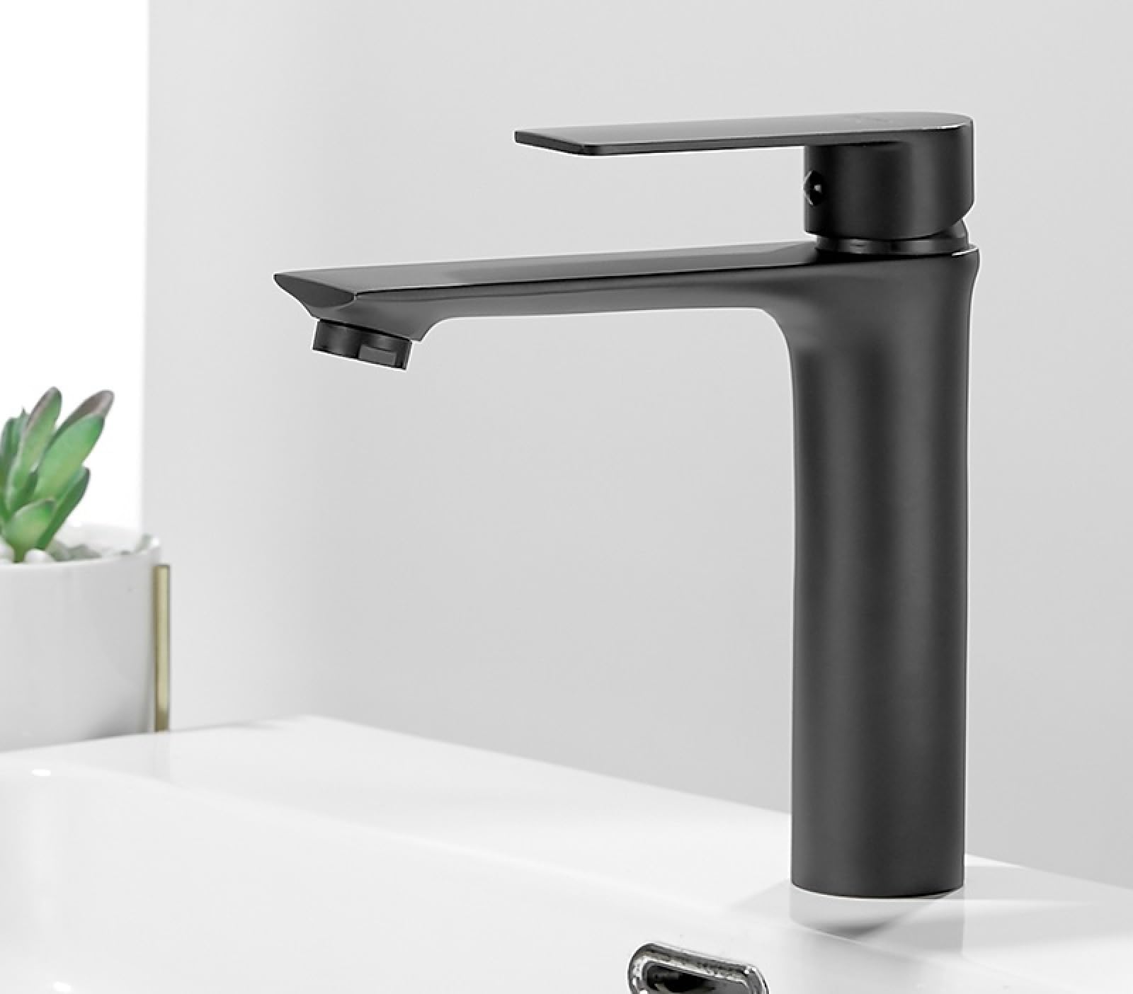 Preisgünstiger Waschtischhahn, Gold-schwarz, mit Kalt- und Warmwasseranschluss, Aufsatzwaschbecken, für Badezimmerunterschränke, kurz