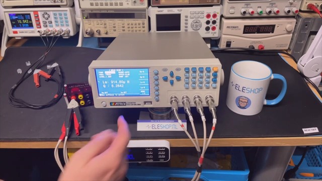 Image of MATRIX MCR-5030 Benchtop LCR Meter Precision Digital Lab Tester for apacitance Ground Insulation Resistance Inductance Accuracy 0.1% Test Measure Inspect Multimeter （100Hz-30kHz）