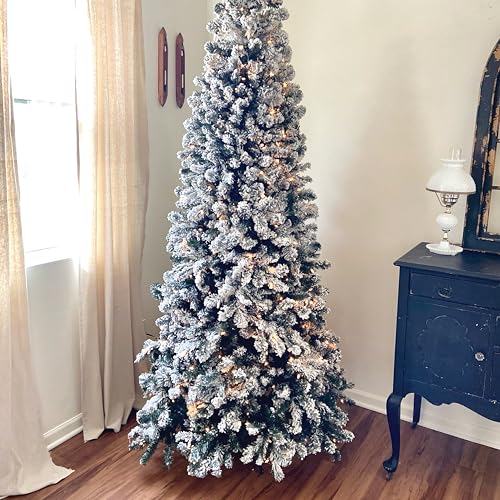 Fraser Hill Farm 7.5-Ft. Alaskan Pine Flocked Artificial Christmas Tree with Warm White LED Lights and Stand, Prelit Foldable Fake Tree with Realistic Snowy Foliage for Home Decoration