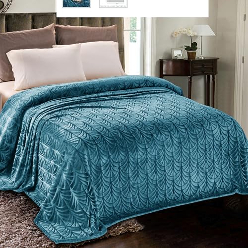 Whale Flotilla Flannel Fleece Twin Size Blanket for Bed, Soft Fluffy Velvet Bedspread Coverlet with Decorative Vintage Pattern for All Season, Warm and Lightweight, 60x80 Inch, Teal