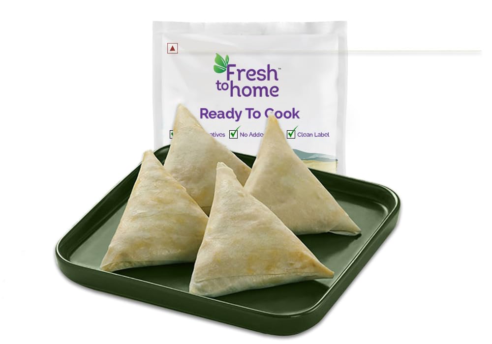 FreshToHome Malabar Chicken Samosas | 130g to 150g, Pack of 4 | Ready-To-Cook | Antibiotic-residue-free | No Added Preservatives