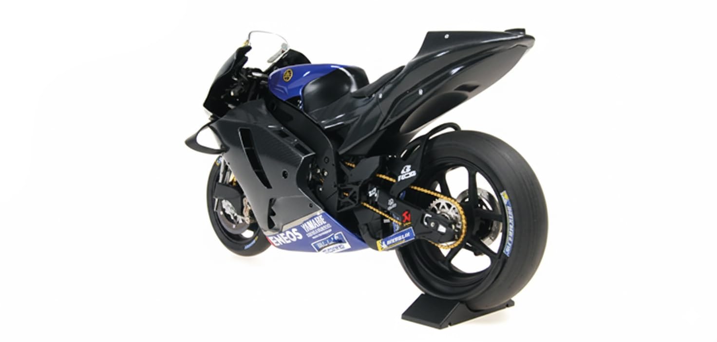 Minichamps 122203946 YZR-M1-Monster Energy Yamaha MotoGP-Valentino Rossi-Test Brno July 2019 Auto in miniatura da collezione, multicolore