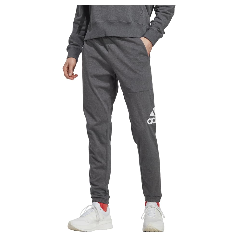 

                                                    Adidas Mens Essentials Single Jersey Tapered Badge