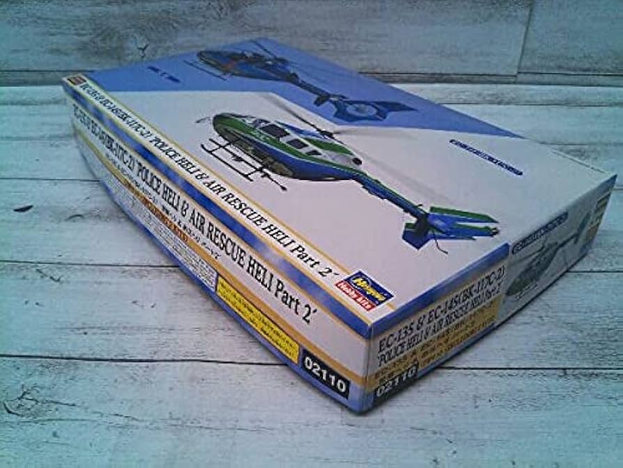 Amazon.co.jp: プラモデル ハセガワ 1/72 EC-135&EC-145 (BK