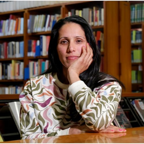 "Ero roccia ora sono montagna", il libro di Nasim Eshqi