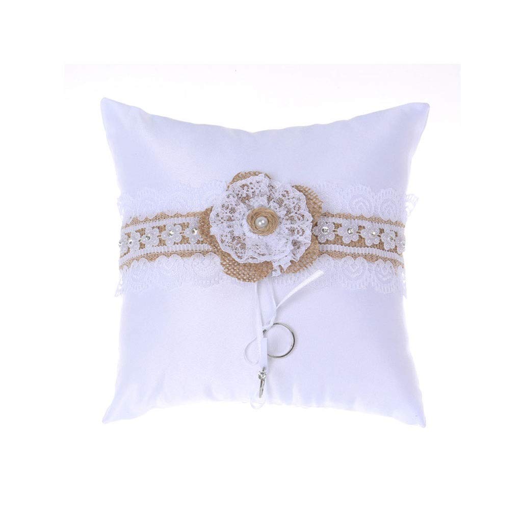Oreiller de dentelle bague romantique pour une entrée de cérémonie de mariage mémorable
