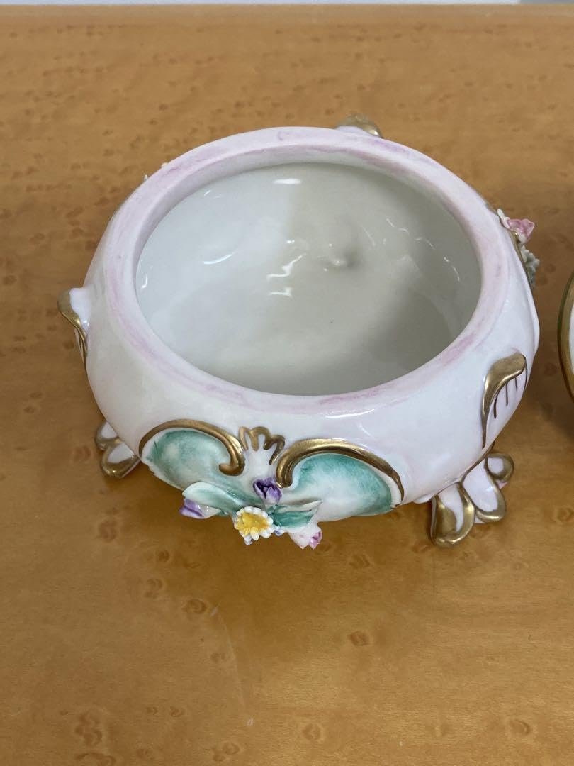 PORCELLANE  VILLARI  ヴィラリ　イタリア製　天使の置物 PORCELLANE VILLARI ヴィラリ イタリア製 天使の置物 PORCELLANE