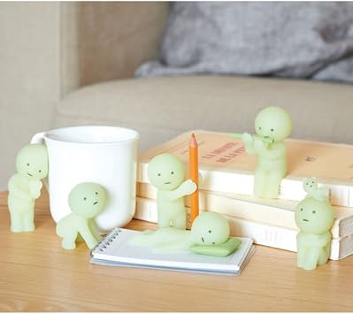 Smiski Figure Series Living - ملاحظة هناك شكل واحد