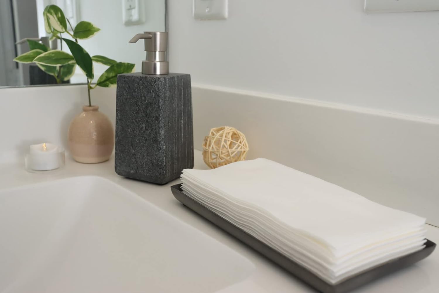Disposable Linen Like Guest Towels | Bathroom napkins | Wedding napkins | Premium Linen Feel Disposable Guest Towels (white, 240)