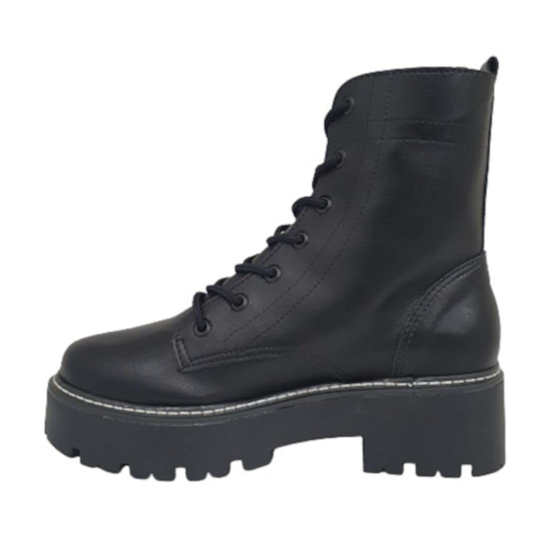 Bota Coturno Feminino Casual Sola Tratorada Cano Curto Via Marte 23-2903 em promoção! Veja a oferta e mais achadinhos de Botas 4 Hoje é o melhor dia para comprar Bota Coturno Feminino Casual Sola Tratorada Cano Curto Via Marte 23-2903 com aquele preço maroto! Promoção! Aproveite a oferta! 4