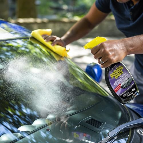 Image of Invisible Glass 92184-3PK Glass Cleaner + Rain Repellent 2-in-1 Windshield and Window Spray, Cleans Auto Glass, Repels Rain, Sleet, Snow, Improves Wet Weather Visibility - 22 fl oz (Pack of 3)