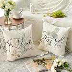 AVOIN colorlife Eucalyptus Feuilles Couvertures d'oreillers à jet d'automne, 18 x 18 Feuilles vertes de pouce être une lumière pour tous à voir Coussin de décoration de cas pour canapé 4